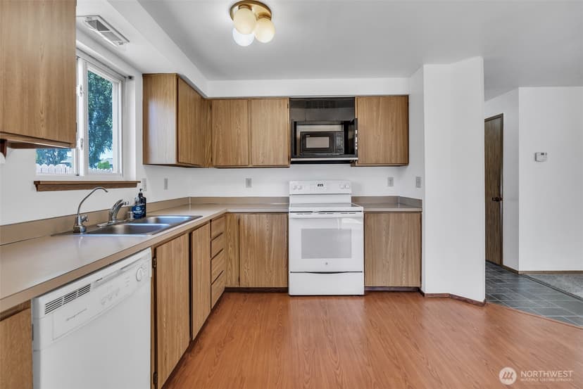 Property photo for 1204 31st St NE, Auburn photo 15