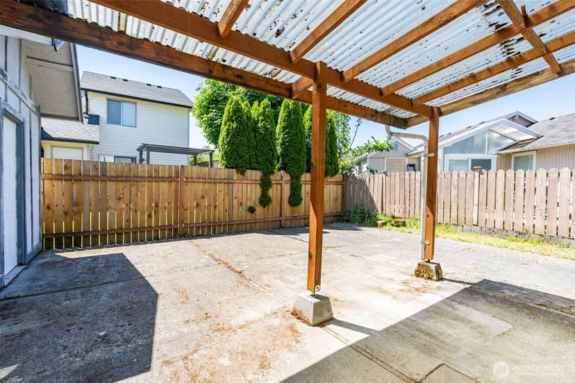 Property photo for 1204 31st St NE, Auburn photo 6