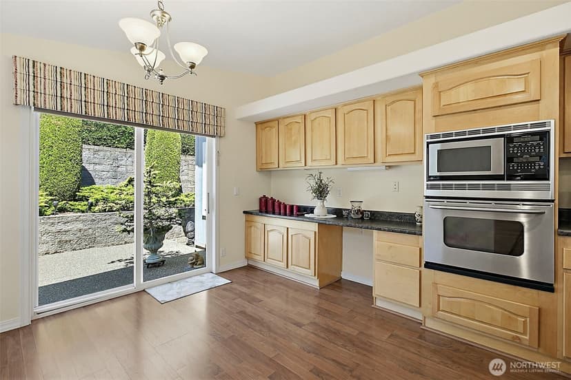 Property photo for 21804 SE 272nd Place, Maple Valley photo 10