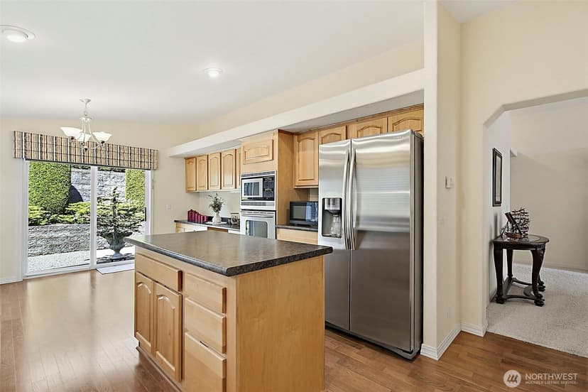 Property photo for 21804 SE 272nd Place, Maple Valley photo 12