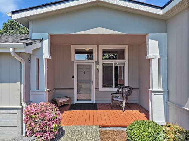 Property photo for 21804 SE 272nd Place, Maple Valley photo 2