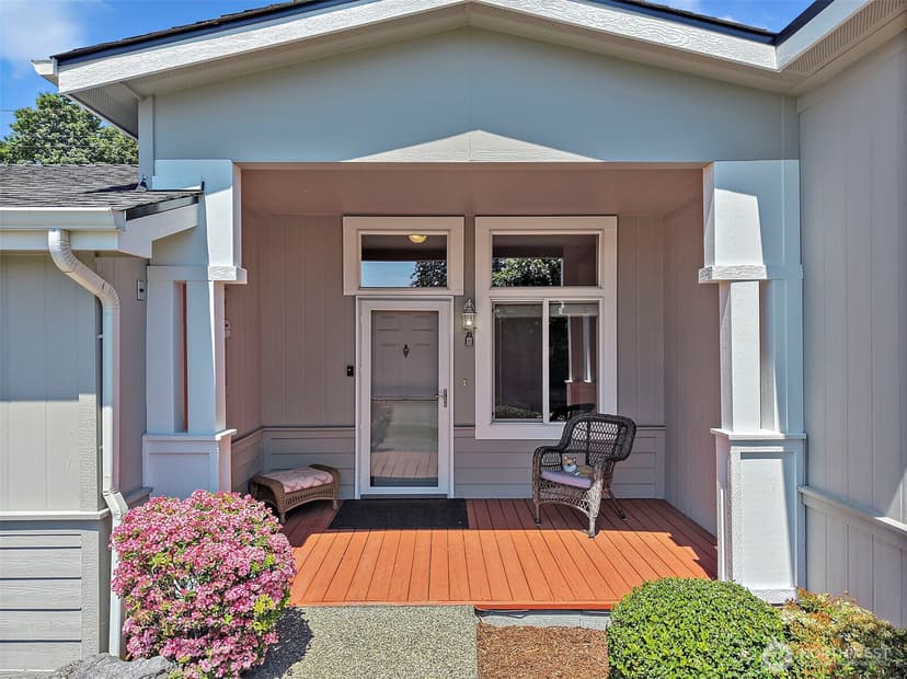 Property photo for 21804 SE 272nd Place, Maple Valley photo 2
