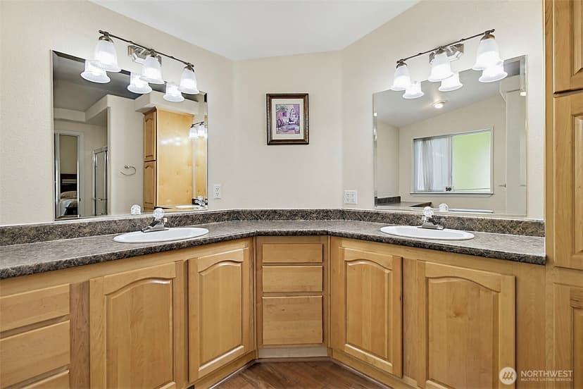 Property photo for 21804 SE 272nd Place, Maple Valley photo 23
