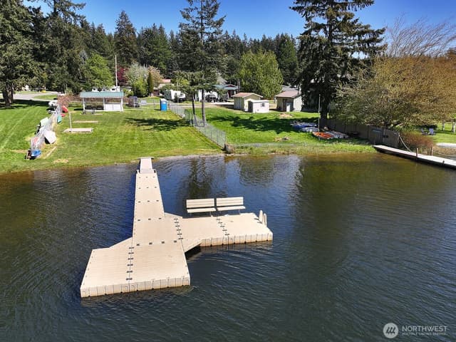 Property photo for 6459 Lake Shore Drive, Clinton photo 3