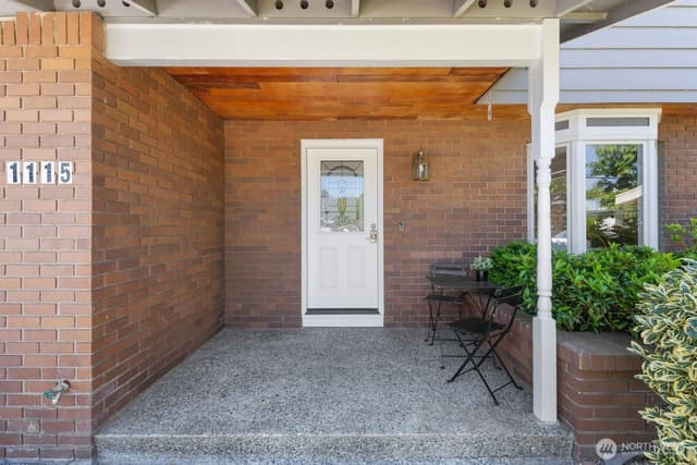 Property photo for 1115 N 30th Street, Renton photo 3