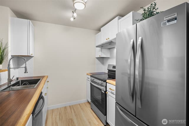 Property photo for 921 130th Street SW #F205, Everett photo 5
