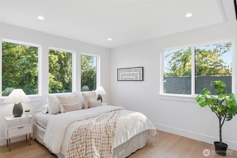 Property photo for 11733 Durland Avenue NE #B, Seattle photo 16