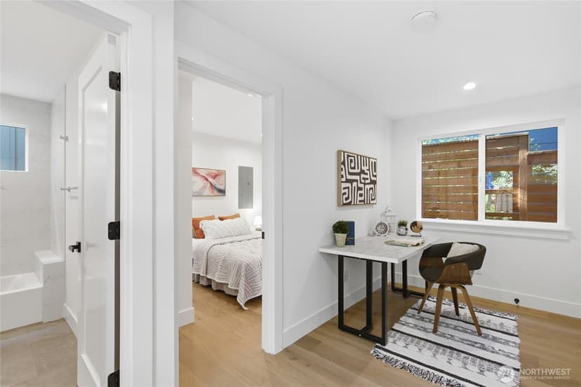 Property photo for 11733 Durland Avenue NE #B, Seattle photo 19