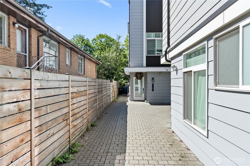 Property photo for 919 NW 56th Street #D, Seattle photo 23