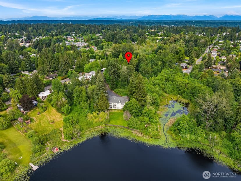 Property photo for 12323 NE 97th Street #M, Kirkland photo 25
