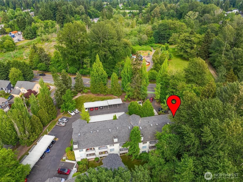 Property photo for 12323 NE 97th Street #M, Kirkland photo 28