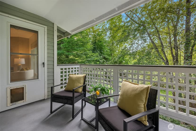 Property photo for 12323 NE 97th Street #M, Kirkland photo 20