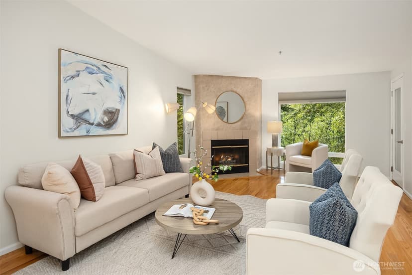 Property photo for 12323 NE 97th Street #M, Kirkland photo 10