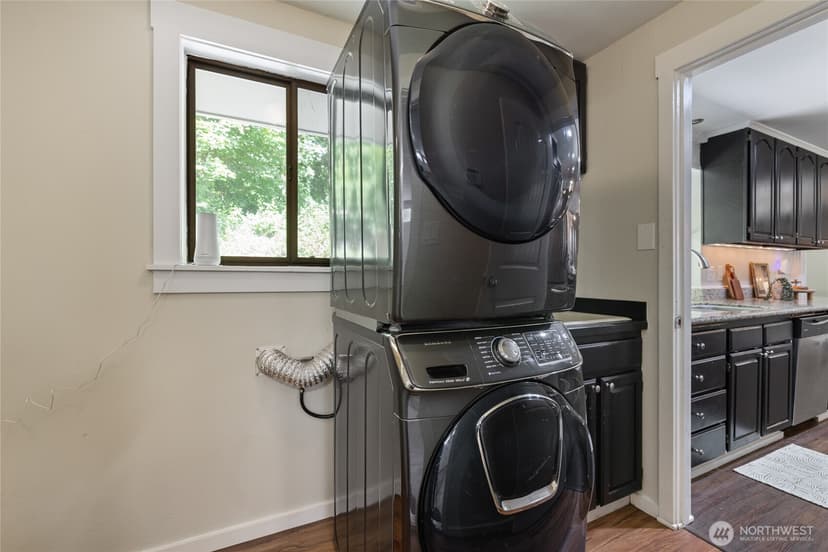 Property photo for 8211 118th Street Ct SW, Lakewood photo 14