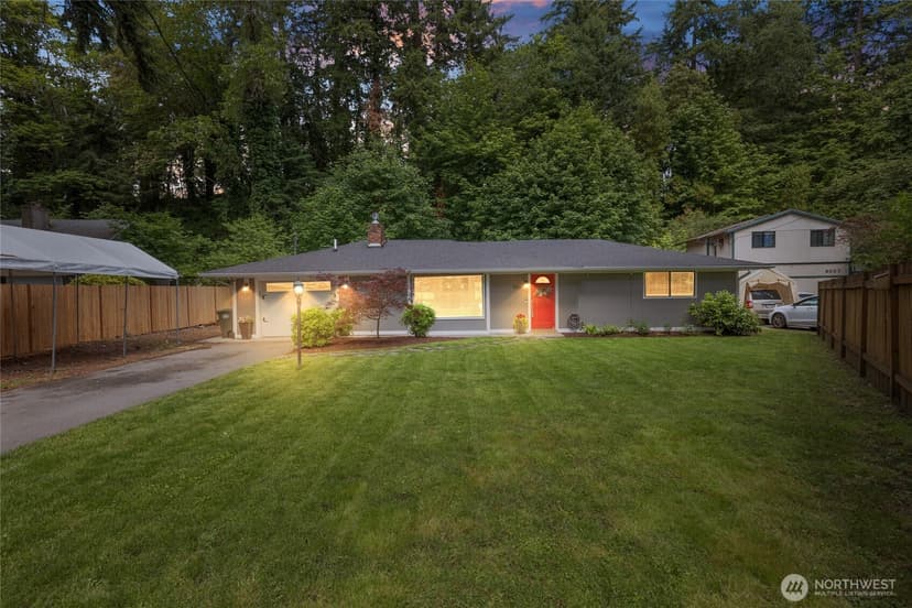 Property photo for 8211 118th Street Ct SW, Lakewood photo 4