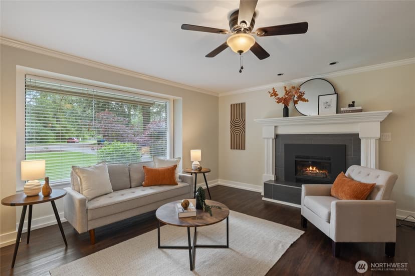 Property photo for 8211 118th Street Ct SW, Lakewood photo 7