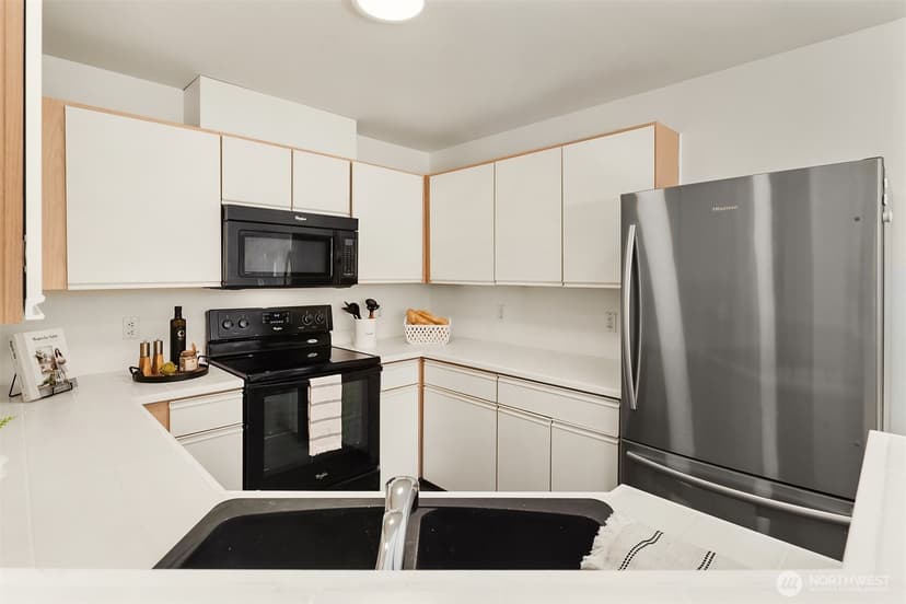 Property photo for 9210 Market Pl #D201, Lake Stevens photo 9
