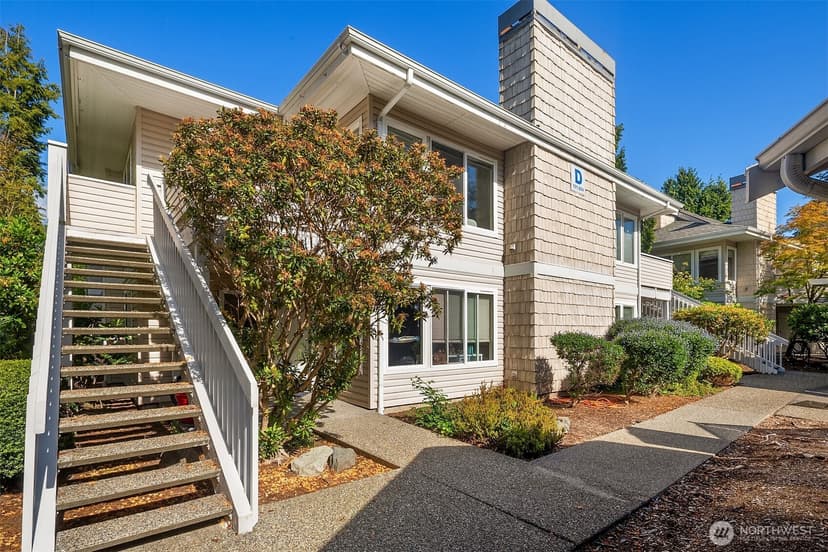 Property photo for 9210 Market Pl #D201, Lake Stevens photo 19