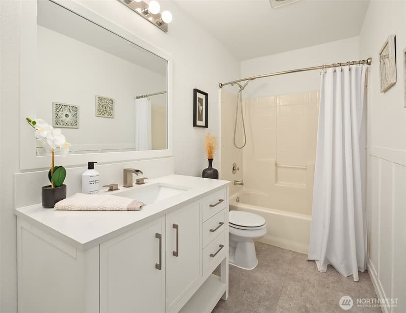 Property photo for 9210 Market Pl #D201, Lake Stevens photo 14