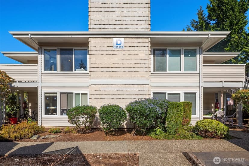 Property photo for 9210 Market Pl #D201, Lake Stevens photo 18