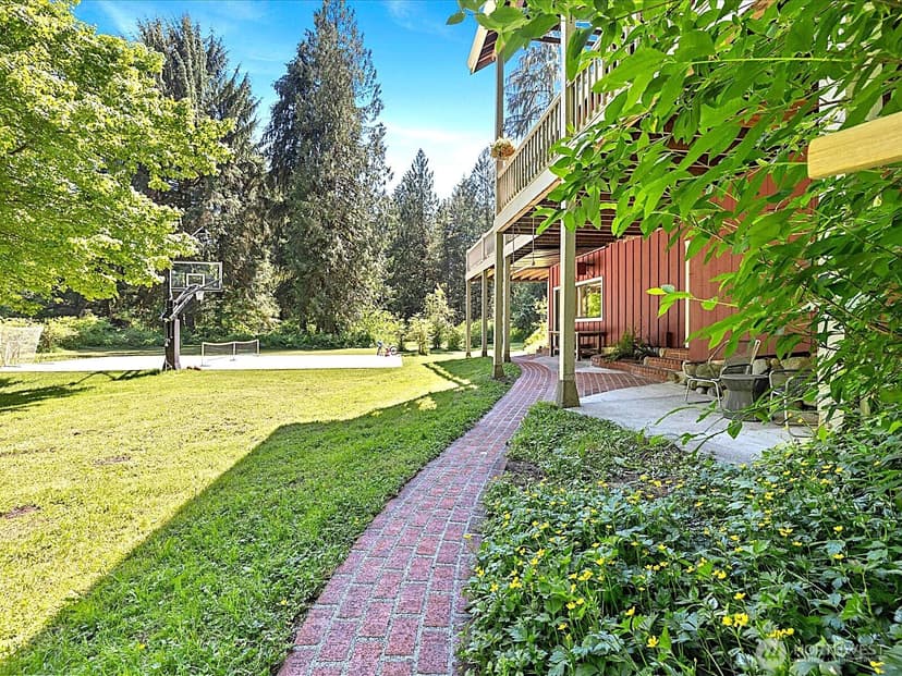 Property photo for 14440 Kelly Road NE, Duvall photo 36