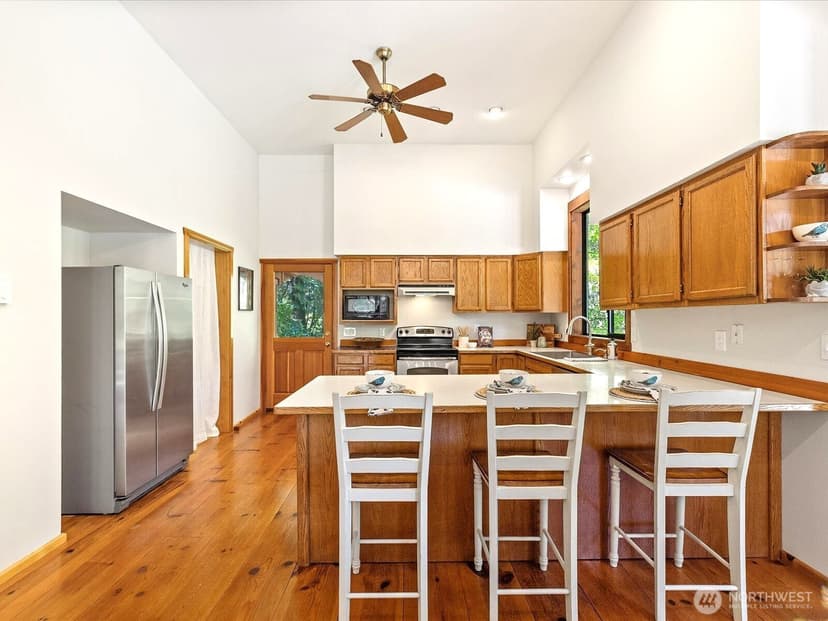 Property photo for 14440 Kelly Road NE, Duvall photo 12