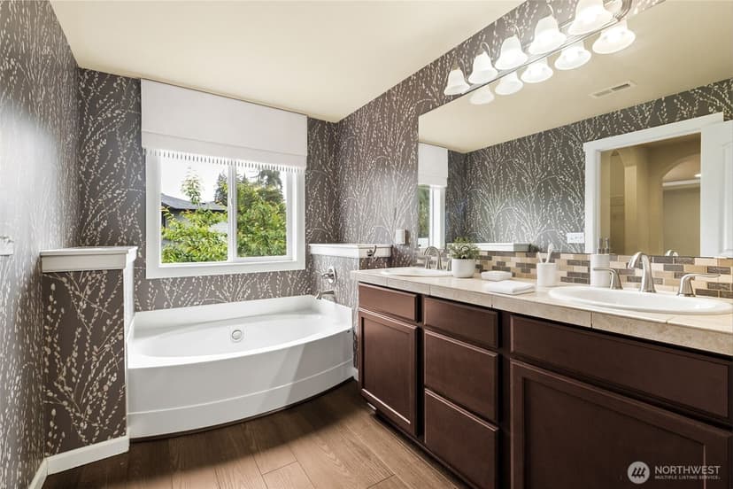 Property photo for 4411 S 330 Place, Federal Way photo 23