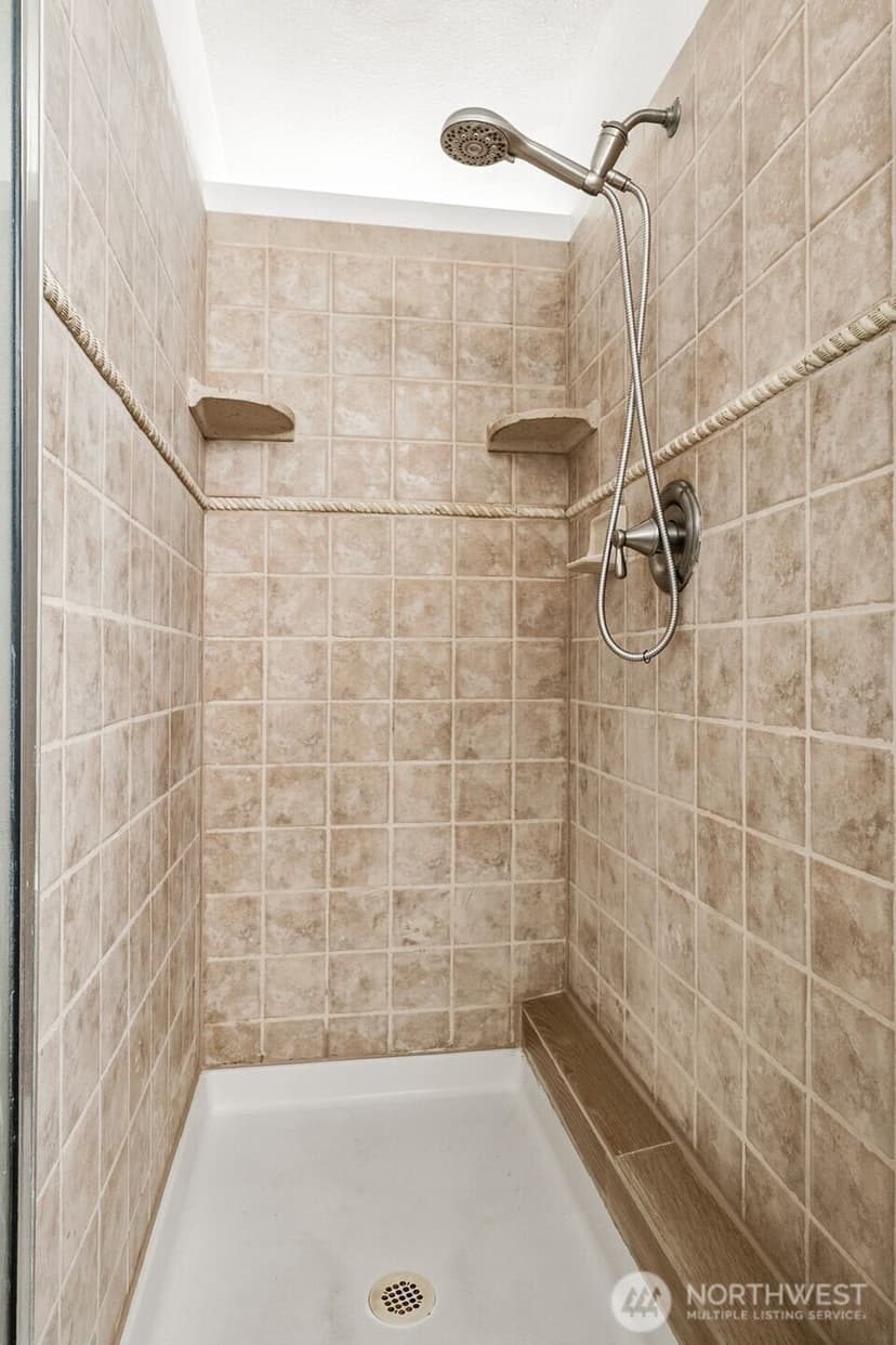 Property photo for 23908 SE 168 Street, Issaquah photo 24