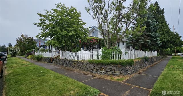 Property photo for 3724 S 7th Street, Tacoma photo 2