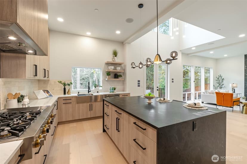 Property photo for 24257 SE 26th Place, Sammamish photo 12
