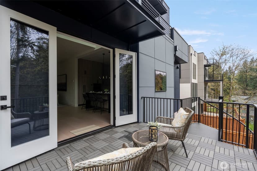 Property photo for 24257 SE 26th Place, Sammamish photo 17