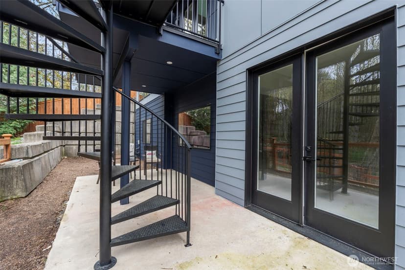 Property photo for 24257 SE 26th Place, Sammamish photo 23