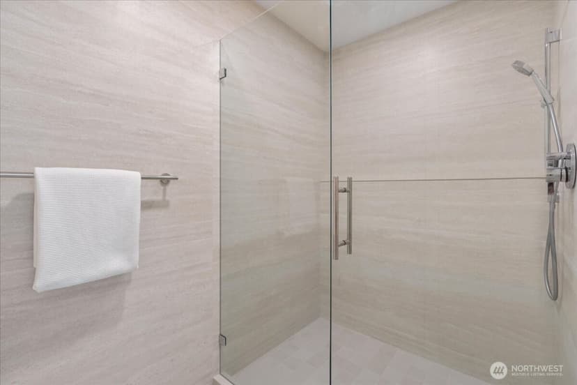 Property photo for 6121 Hazel Avenue SE #E, Auburn photo 29
