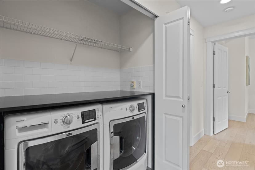 Property photo for 6121 Hazel Avenue SE #E, Auburn photo 18