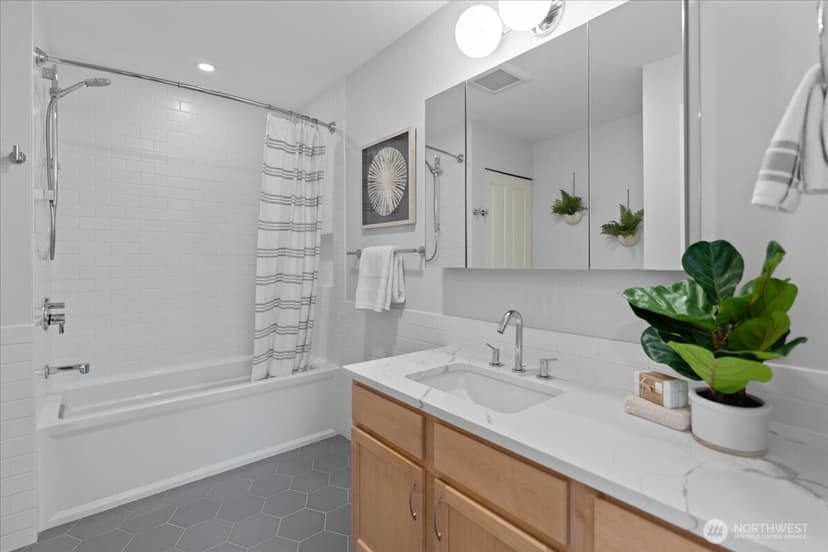 Property photo for 6121 Hazel Avenue SE #E, Auburn photo 21