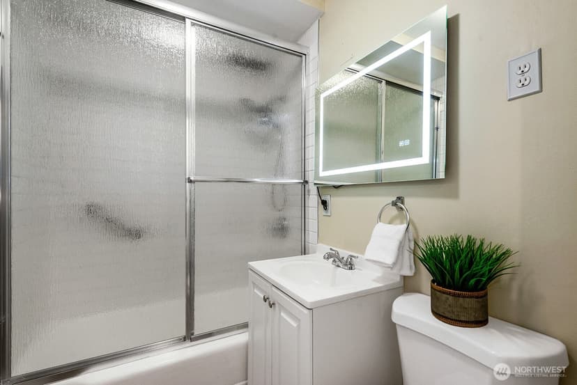 Property photo for 4407 SW Alaska Street #11, Seattle photo 12
