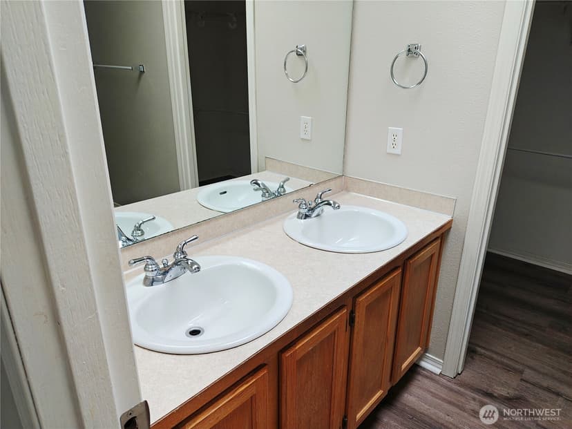 Property photo for 18221 SE 260th Place, Covington photo 22
