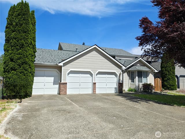Property photo for 18221 SE 260th Place, Covington