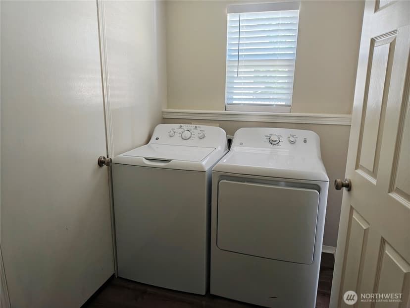 Property photo for 18221 SE 260th Place, Covington photo 17