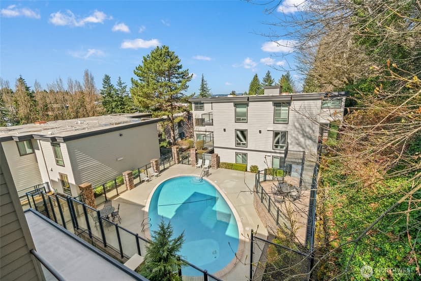 Property photo for 3212 81st Place SE #C301, Mercer Island photo 31