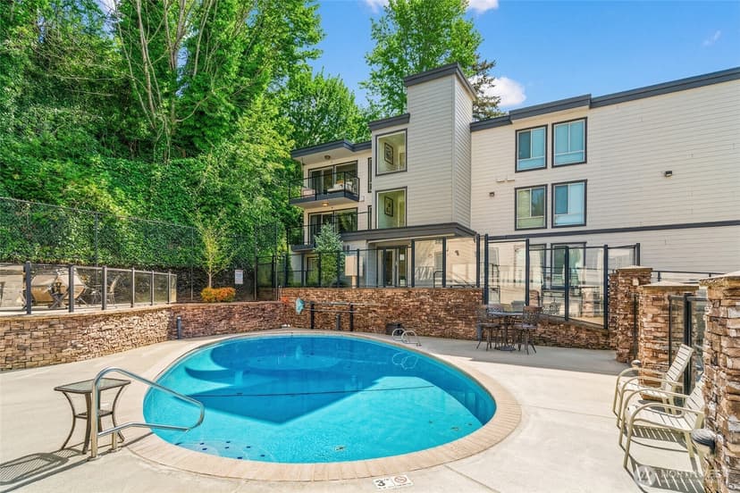 Property photo for 3212 81st Place SE #C301, Mercer Island photo 30