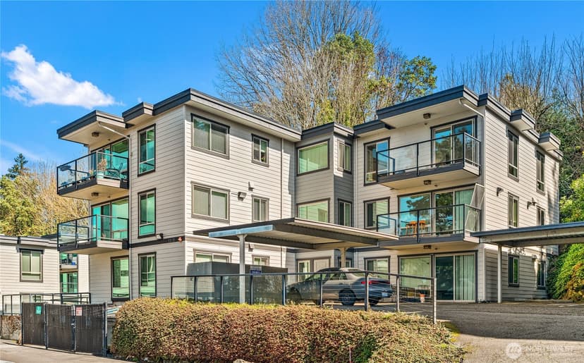 Property photo for 3212 81st Place SE #C301, Mercer Island photo 29