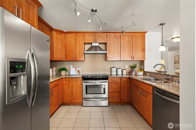 Property photo for 3212 81st Place SE #C301, Mercer Island photo 10