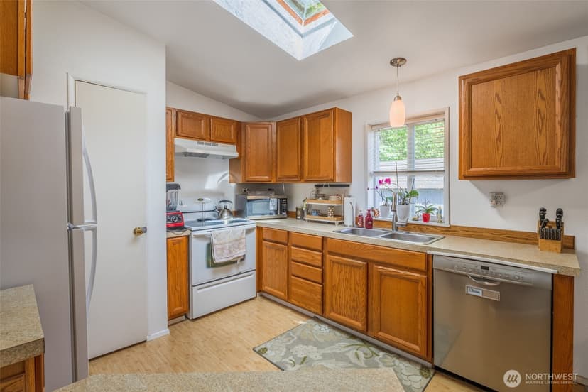 Property photo for 28454 SE 168th Avenue #7, Kent photo 10