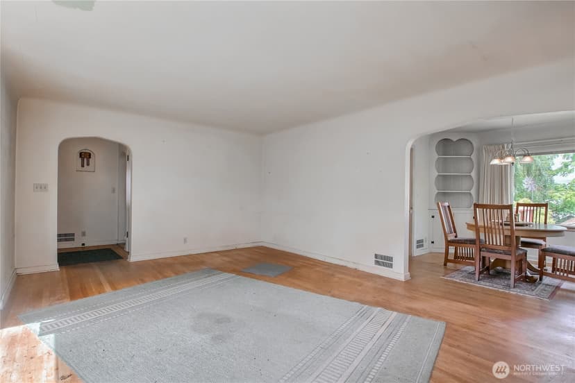 Property photo for 1224 SW 158th Street, Burien photo 2