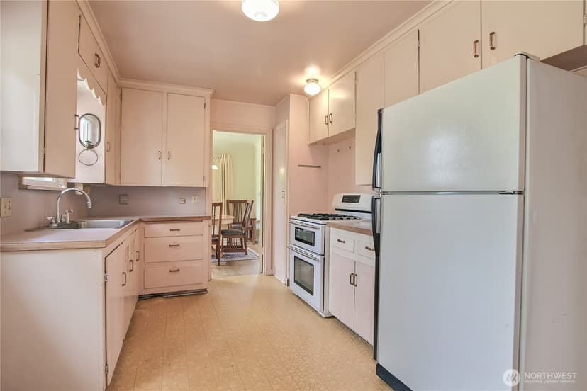 Property photo for 1224 SW 158th Street, Burien photo 4
