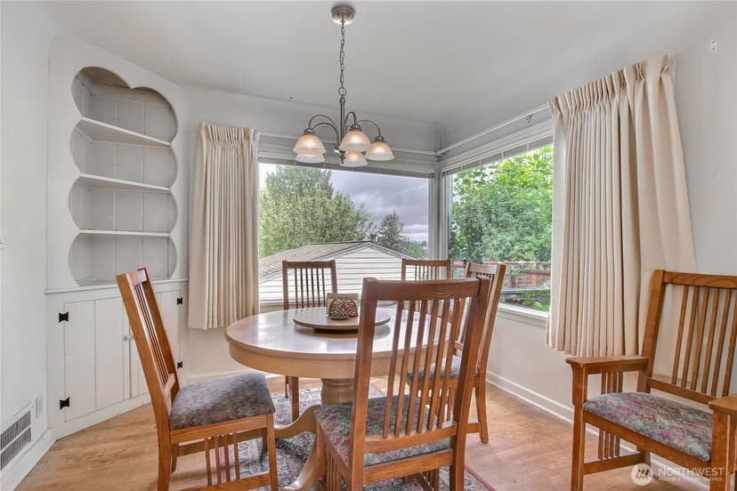 Property photo for 1224 SW 158th Street, Burien photo 3