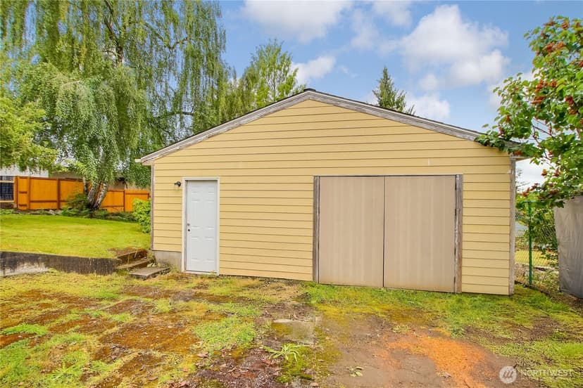 Property photo for 1224 SW 158th Street, Burien photo 16