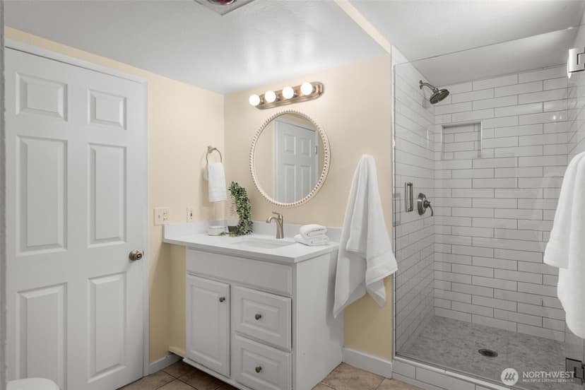 Property photo for 6321 Atlas Place SW, Seattle photo 27