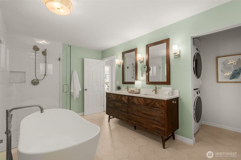 Property photo for 6321 Atlas Place SW, Seattle photo 21